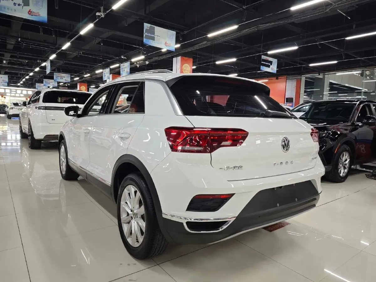 2020 Volkswagen T-Roc 1.4T 131HP L4 7DCT,autocango,china used car exporter,china ev exporter,chinese used car exporter,chinese used ev exporter