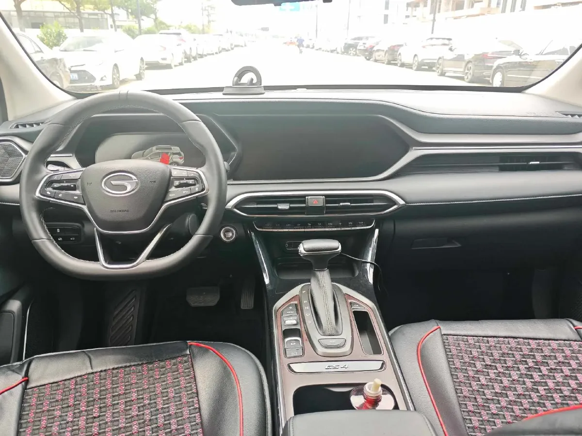 2022 GAC Trumpchi GS4 1.5T 169HP L4 6AT,autocango,china used car exporter,china ev exporter,chinese used car exporter,chinese used ev exporter