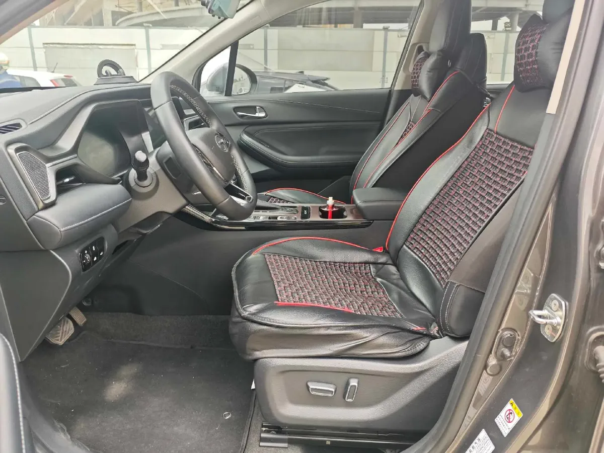 2022 GAC Trumpchi GS4 1.5T 169HP L4 6AT,autocango,china used car exporter,china ev exporter,chinese used car exporter,chinese used ev exporter