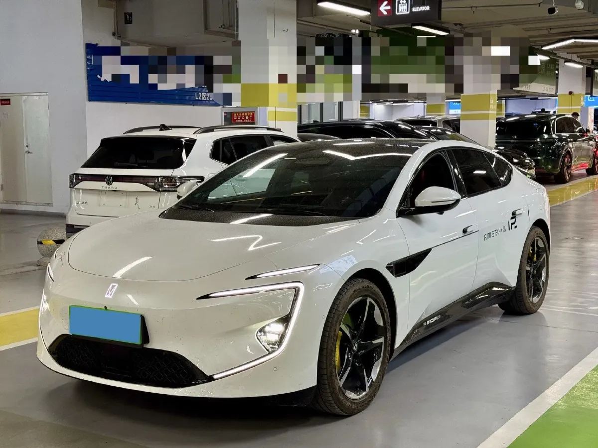 2025 Avatr 12 1.5T 156HP L4 REEV 39.05KWH,autocango,china used car exporter,china ev exporter,chinese used car exporter,chinese used ev exporter