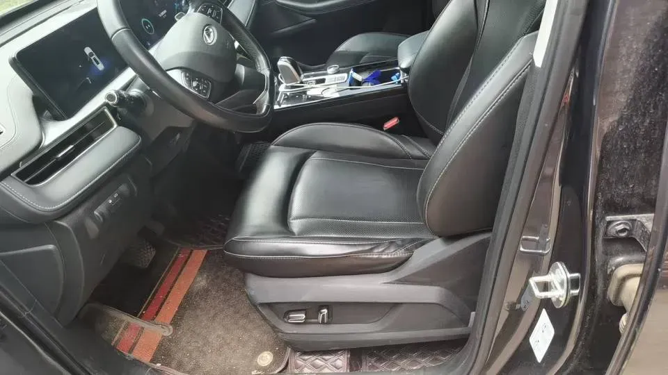 2021 Chery Tiggo 8 Plus 1.6T 197HP L4 7DCT,autocango,china used car exporter,china ev exporter,chinese used car exporter,chinese used ev exporter