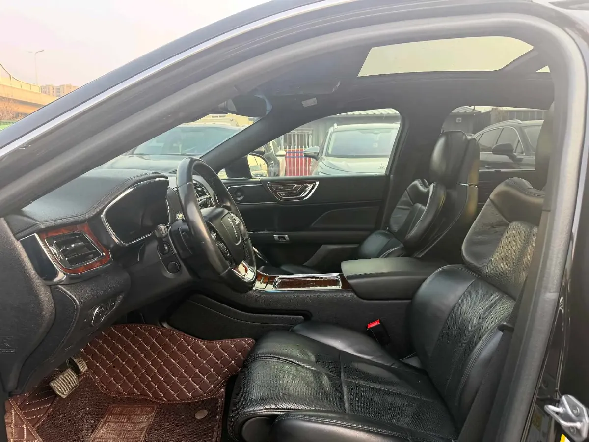 2019 Mercedes-Benz C Class 1.5T 184HP L4 9AT,autocango,china used car exporter,china ev exporter,chinese used car exporter,chinese used ev exporter