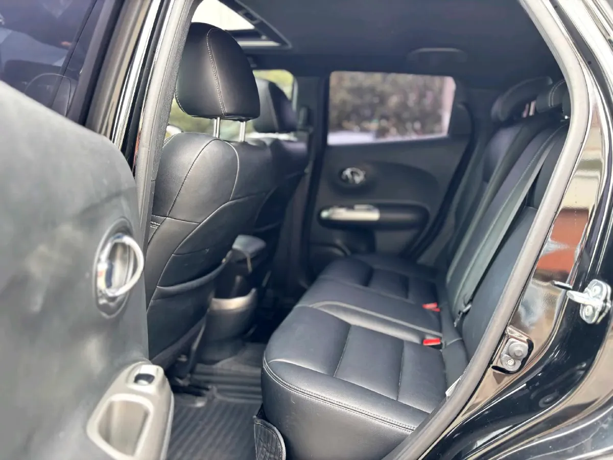 2014 Mitsubishi Outlander 2.0L 150HP L4 CVT,autocango,china used car exporter,china ev exporter,chinese used car exporter,chinese used ev exporter