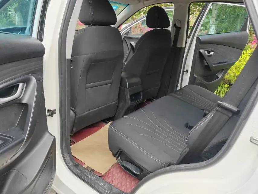 2020 Jetour X90 1.5T 156HP L4 6MT,autocango,china used car exporter,china ev exporter,chinese used car exporter,chinese used ev exporter