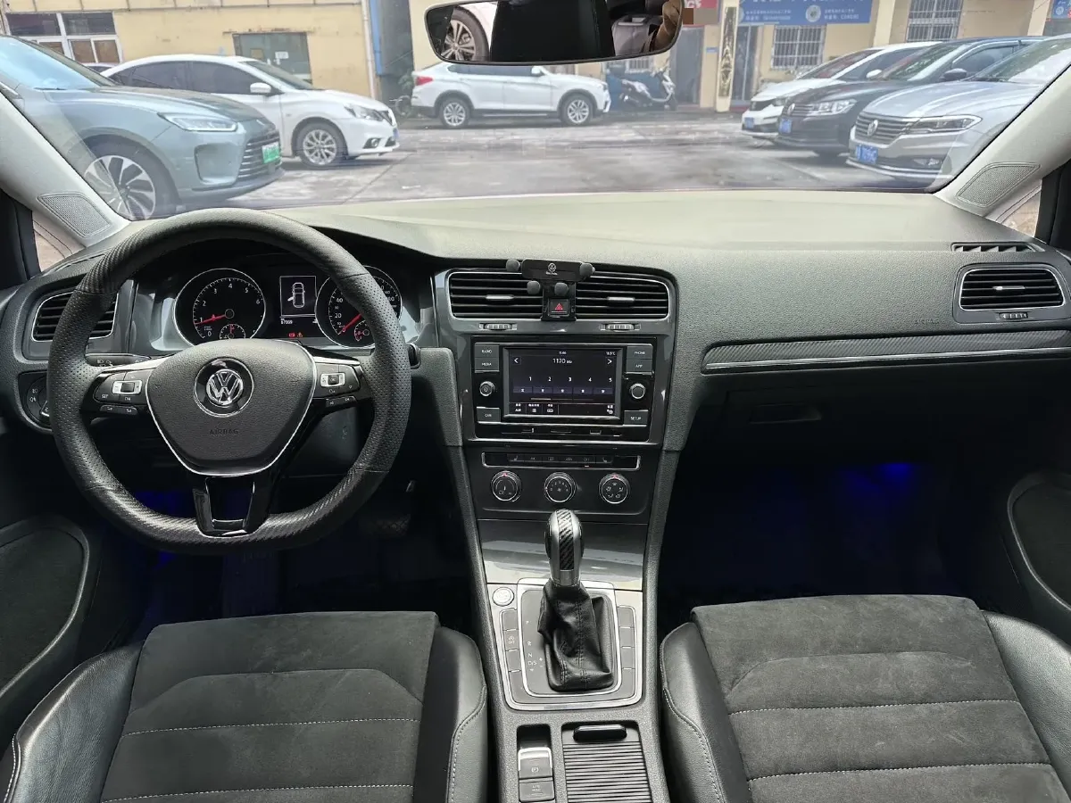 2018 Volkswagen Golf 1.4T 131HP L4 7DCT,autocango,china used car exporter,china ev exporter,chinese used car exporter,chinese used ev exporter