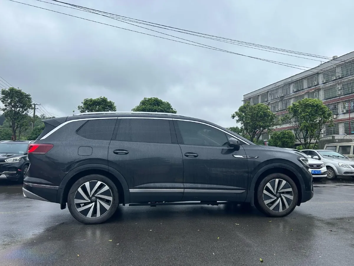 2021 Volkswagen Talagon 2.0T 220HP L4 7DCT,autocango,china used car exporter,china ev exporter,chinese used car exporter,chinese used ev exporter