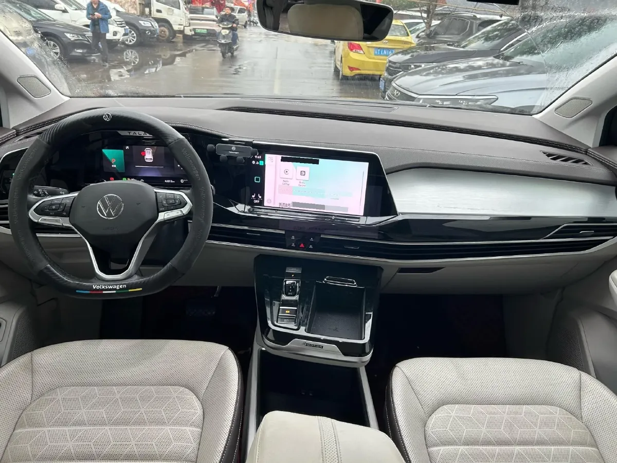 2021 Volkswagen Talagon 2.0T 220HP L4 7DCT,autocango,china used car exporter,china ev exporter,chinese used car exporter,chinese used ev exporter