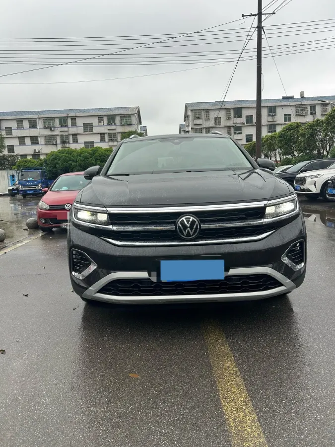 2021 Volkswagen Talagon 2.0T 220HP L4 7DCT,autocango,china used car exporter,china ev exporter,chinese used car exporter,chinese used ev exporter