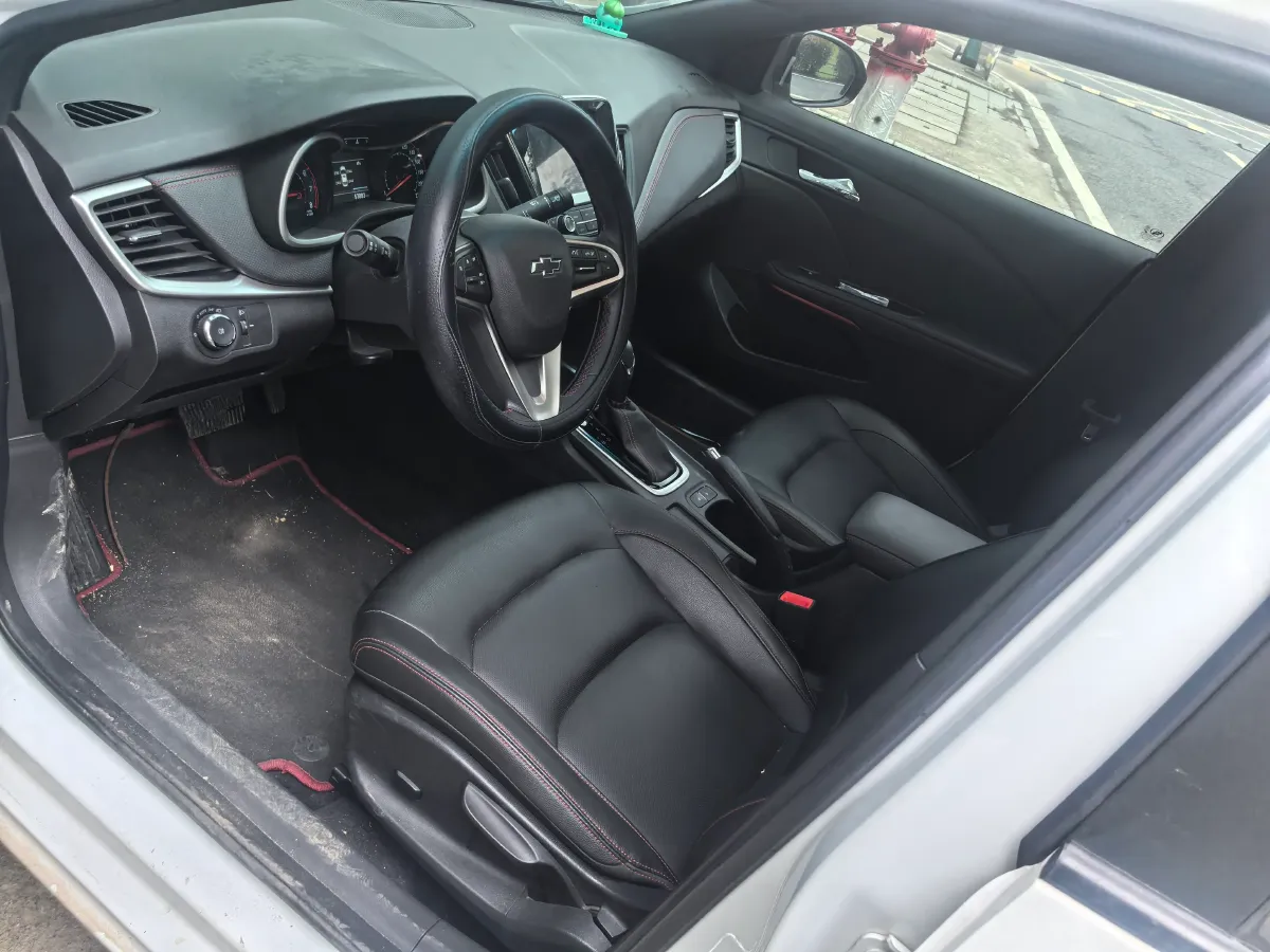 2020 Chevrolet Monza 1.3T 163HP L3 6AT,autocango,china used car exporter,china ev exporter,chinese used car exporter,chinese used ev exporter