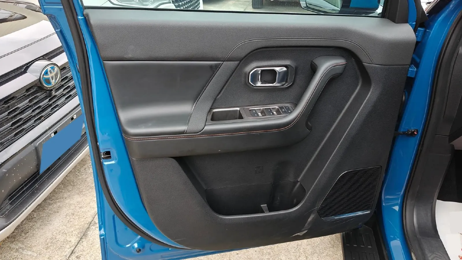 2025 Jetour Freeman 1.5T 184HP L4 7DCT,autocango,china used car exporter,china ev exporter,chinese used car exporter,chinese used ev exporter