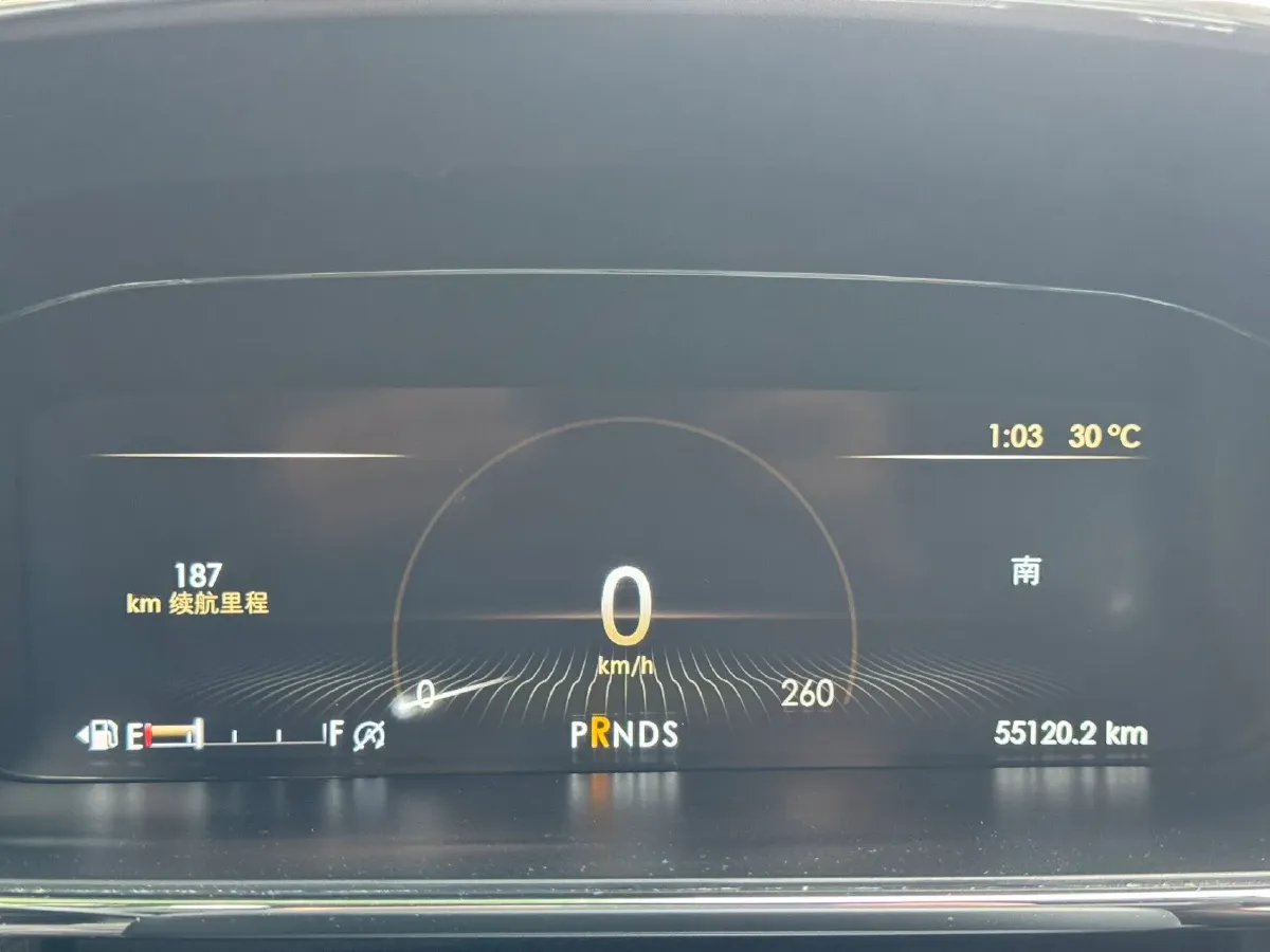 2017 Lincoln Continental 2.0T 261HP L4 6AT,autocango,china used car exporter,china ev exporter,chinese used car exporter,chinese used ev exporter