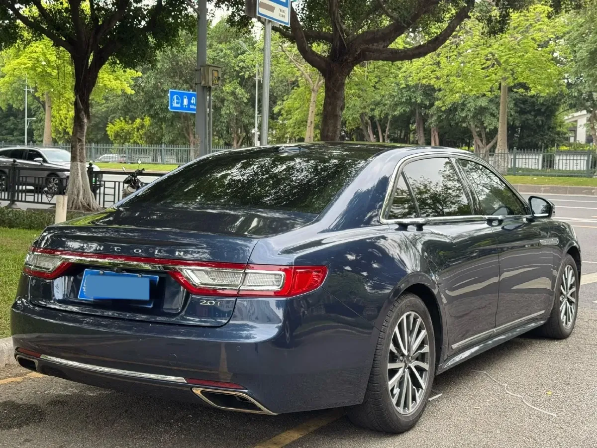 2017 Lincoln Continental 2.0T 261HP L4 6AT,autocango,china used car exporter,china ev exporter,chinese used car exporter,chinese used ev exporter