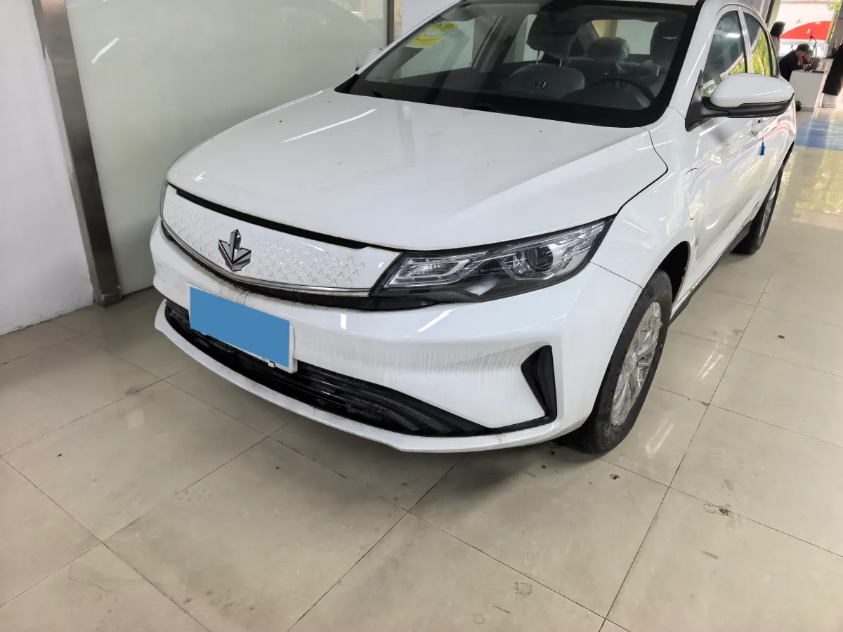 2023 Livan Maple 60s BEV 52.56KWH,autocango,china used car exporter,china ev exporter,chinese used car exporter,chinese used ev exporter