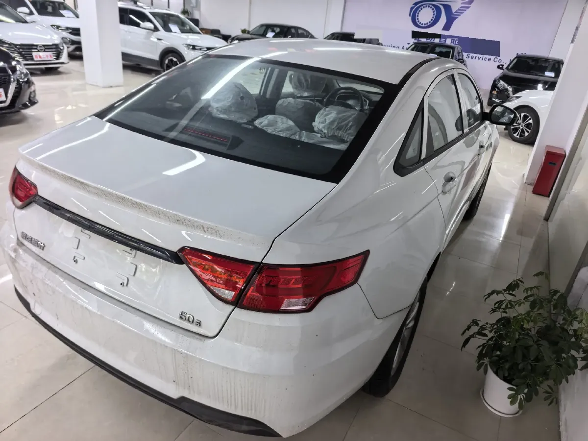 2023 Livan Maple 60s BEV 52.56KWH,autocango,china used car exporter,china ev exporter,chinese used car exporter,chinese used ev exporter