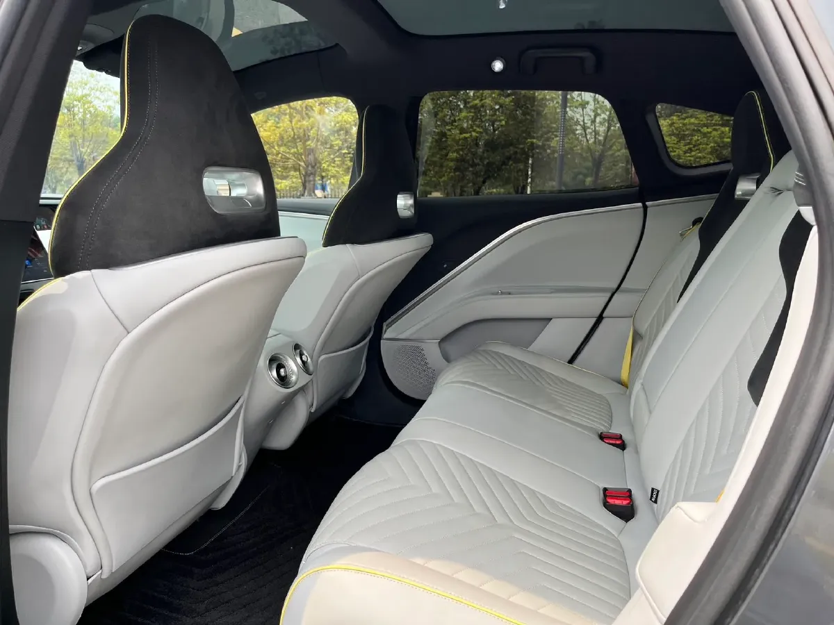 2022 Avatr 11 BEV 90.38KWH,autocango,china used car exporter,china ev exporter,chinese used car exporter,chinese used ev exporter