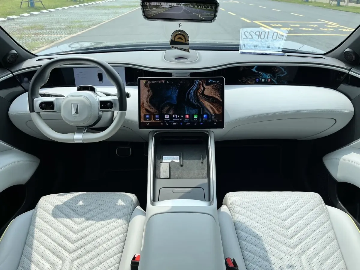 2022 Avatr 11 BEV 90.38KWH,autocango,china used car exporter,china ev exporter,chinese used car exporter,chinese used ev exporter