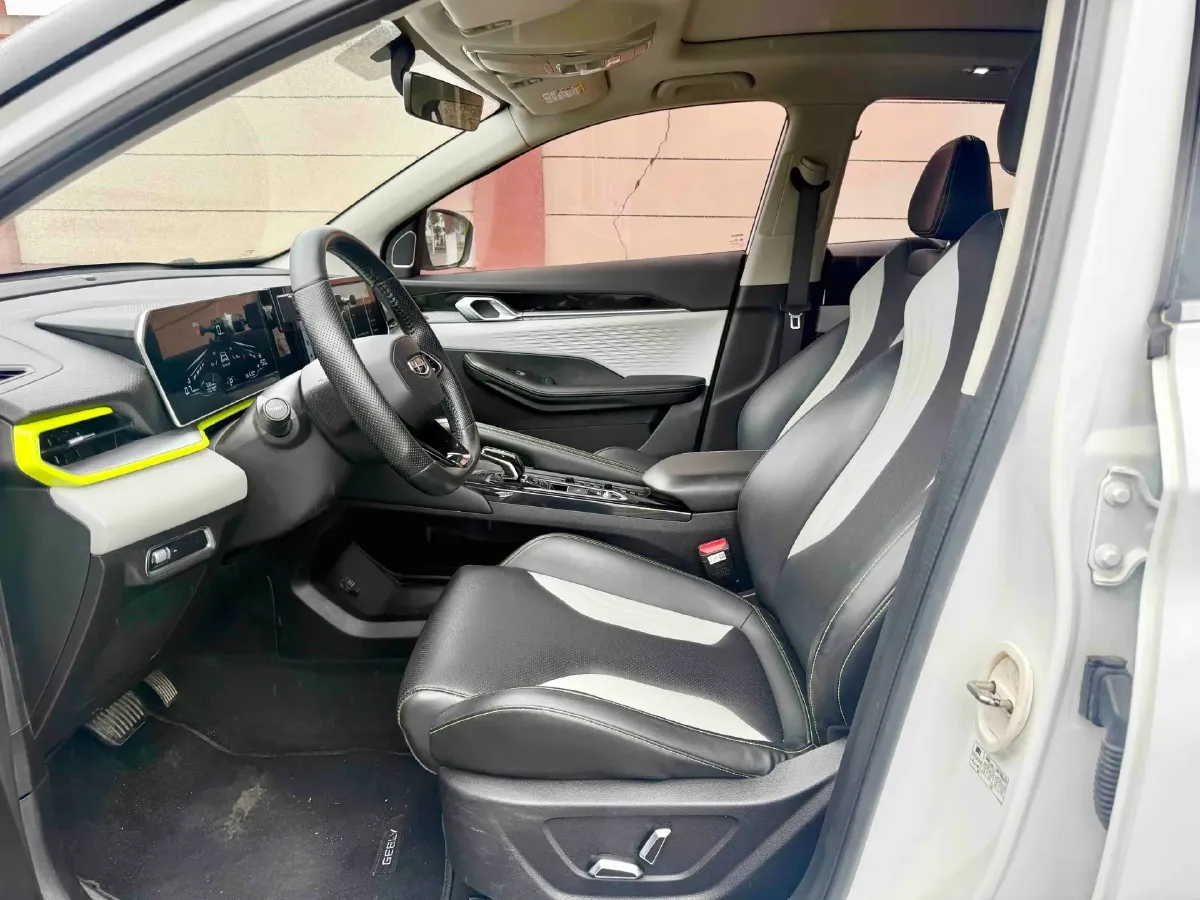 2023 Geely Coolray 1.5T 181HP L4 7DCT,autocango,china used car exporter,china ev exporter,chinese used car exporter,chinese used ev exporter