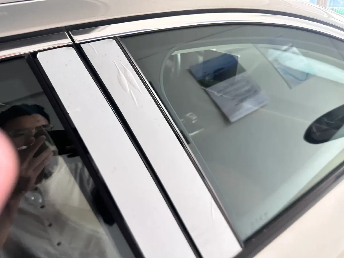 2023 HongQi E-QM5 BEV 82KWH,autocango,china used car exporter,china ev exporter,chinese used car exporter,chinese used ev exporter