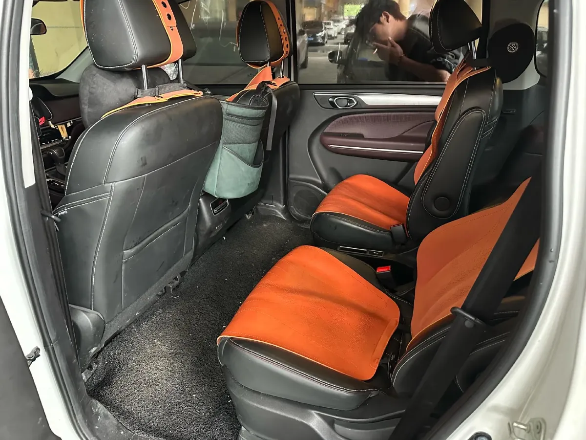 2023 GAC Trumpchi M6 1.5T 177HP L4 7DCT,autocango,china used car exporter,china ev exporter,chinese used car exporter,chinese used ev exporter