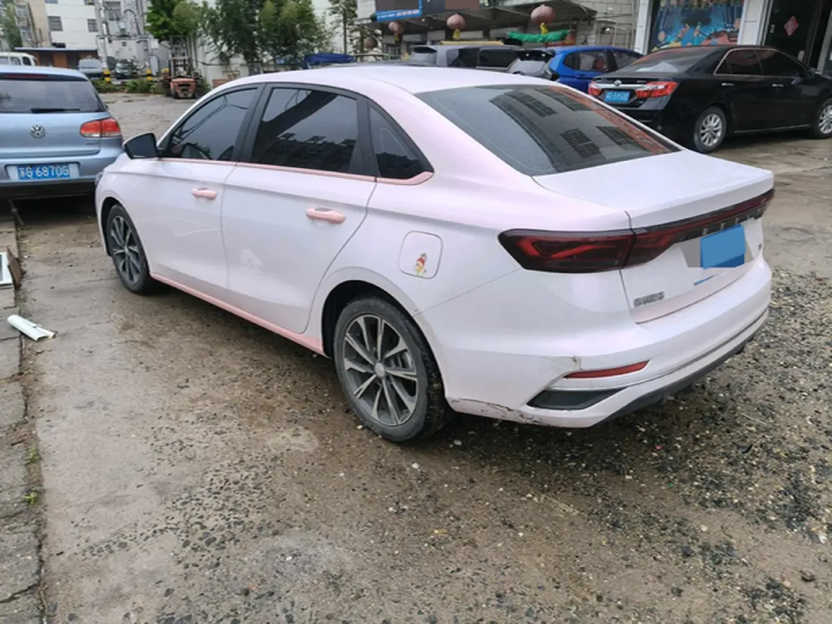 2025 Geely Emgrand 1.5L 127HP L4 CVT,autocango,china used car exporter,china ev exporter,chinese used car exporter,chinese used ev exporter