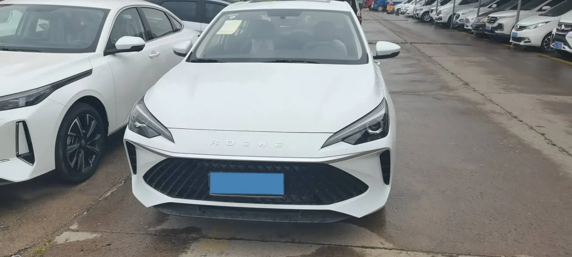 2026 Roewe i5 1.5L 129HP L4 CVT,autocango,china used car exporter,china ev exporter,chinese used car exporter,chinese used ev exporter