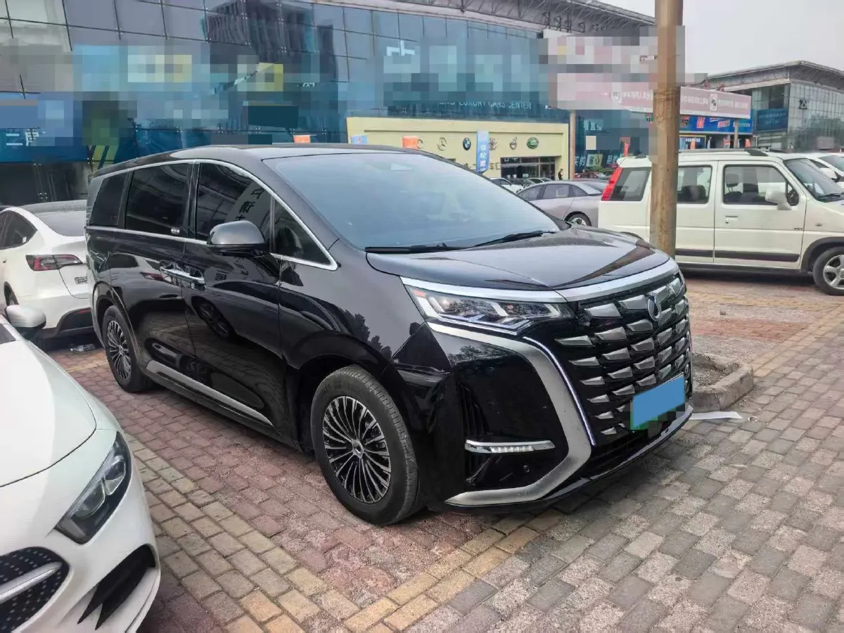 2024 Denza D9 1.5T 139HP L4 E-CVT PHEV 40KWH,autocango,china used car exporter,china ev exporter,chinese used car exporter,chinese used ev exporter
