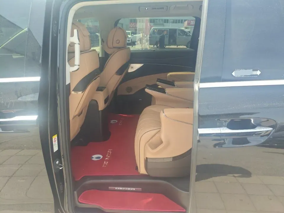 2024 Denza D9 1.5T 139HP L4 E-CVT PHEV 40KWH,autocango,china used car exporter,china ev exporter,chinese used car exporter,chinese used ev exporter