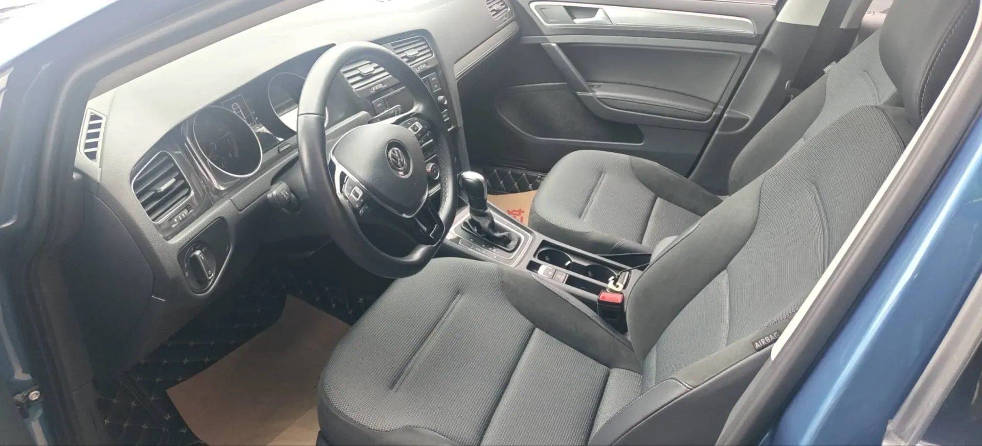 2018 Volkswagen Golf 1.4T 131HP L4 7DCT,autocango,china used car exporter,china ev exporter,chinese used car exporter,chinese used ev exporter