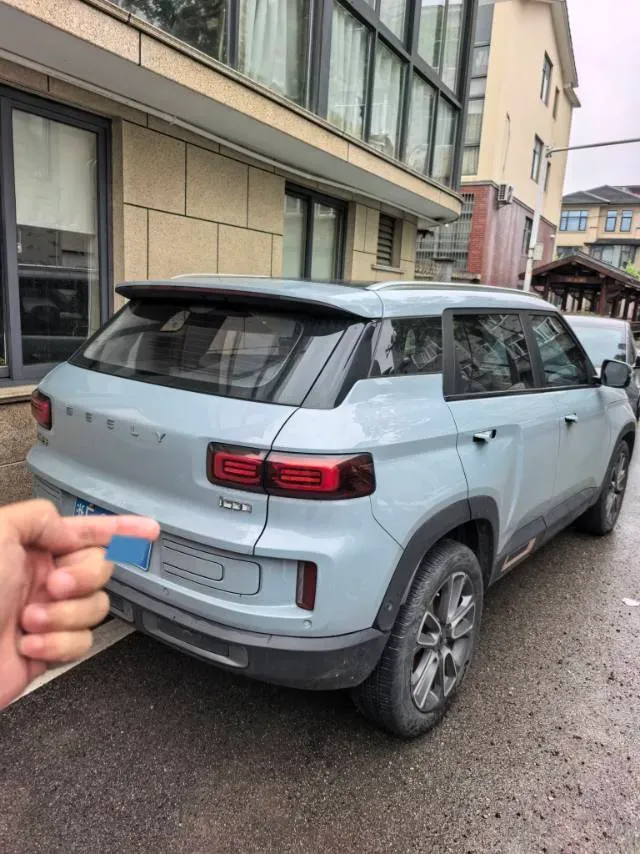 2020 Geely ICON 1.5T 177HP L3 7DCT,autocango,china used car exporter,china ev exporter,chinese used car exporter,chinese used ev exporter