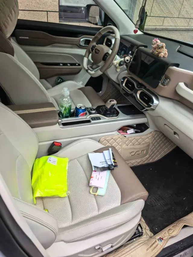 2020 Geely ICON 1.5T 177HP L3 7DCT,autocango,china used car exporter,china ev exporter,chinese used car exporter,chinese used ev exporter