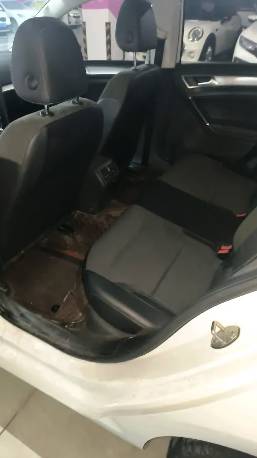 2018 Volkswagen Golf 1.6L 110HP L4 6AT,autocango,china used car exporter,china ev exporter,chinese used car exporter,chinese used ev exporter