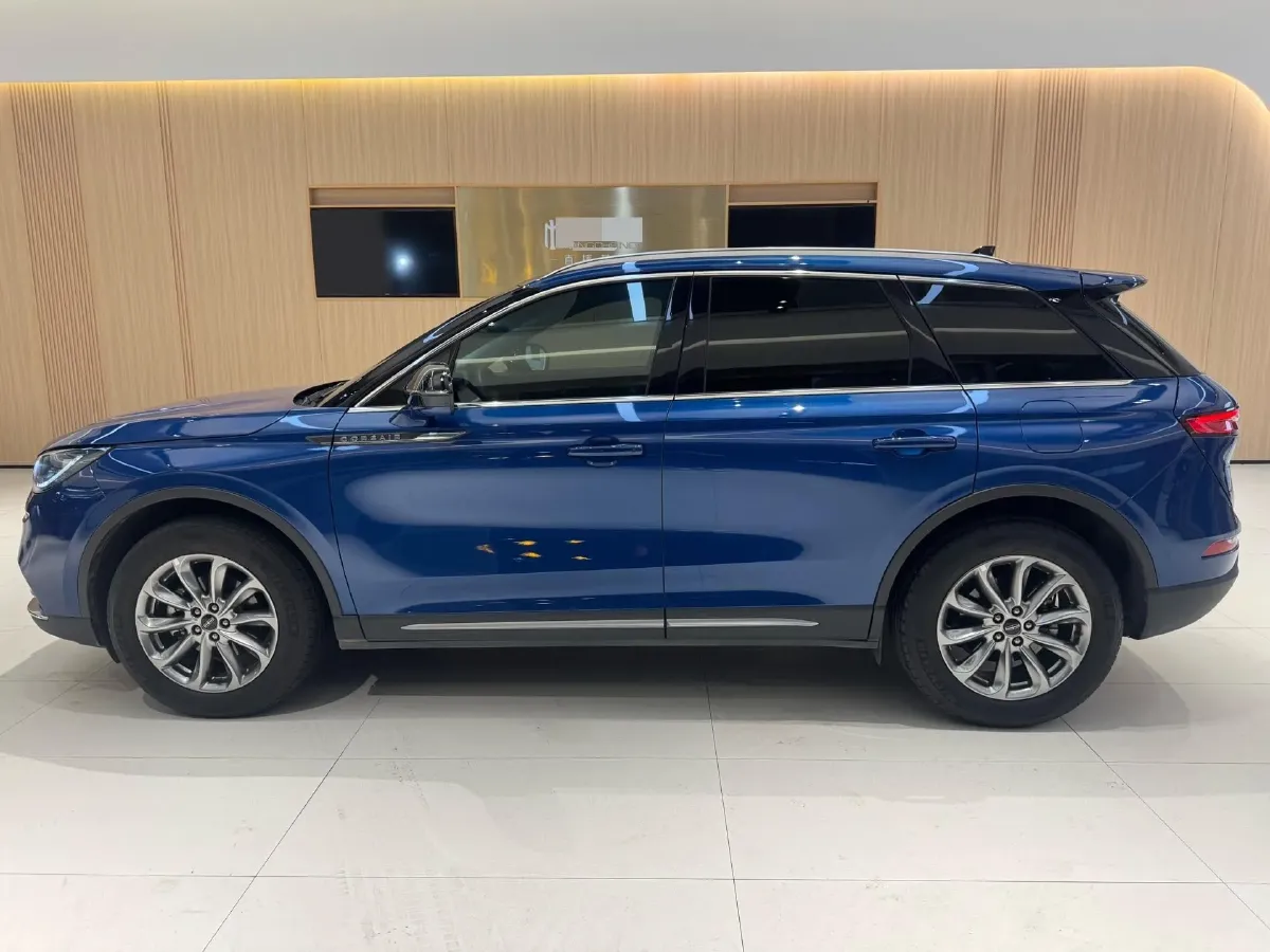 2020 Lincoln Corsair 2.0T 245HP L4 8AT,autocango,china used car exporter,china ev exporter,chinese used car exporter,chinese used ev exporter