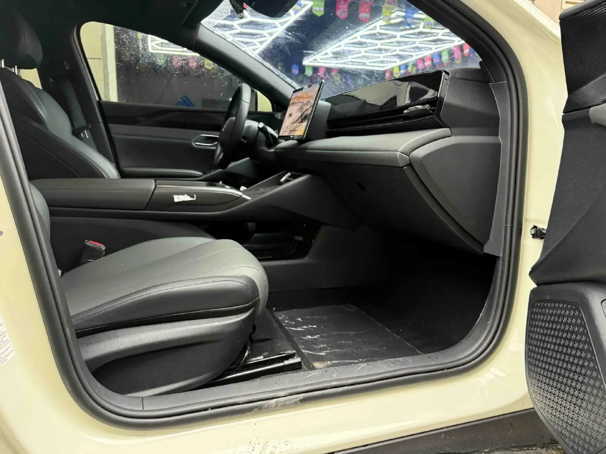 2025 BYD QinL BEV,autocango,china used car exporter,china ev exporter,chinese used car exporter,chinese used ev exporter