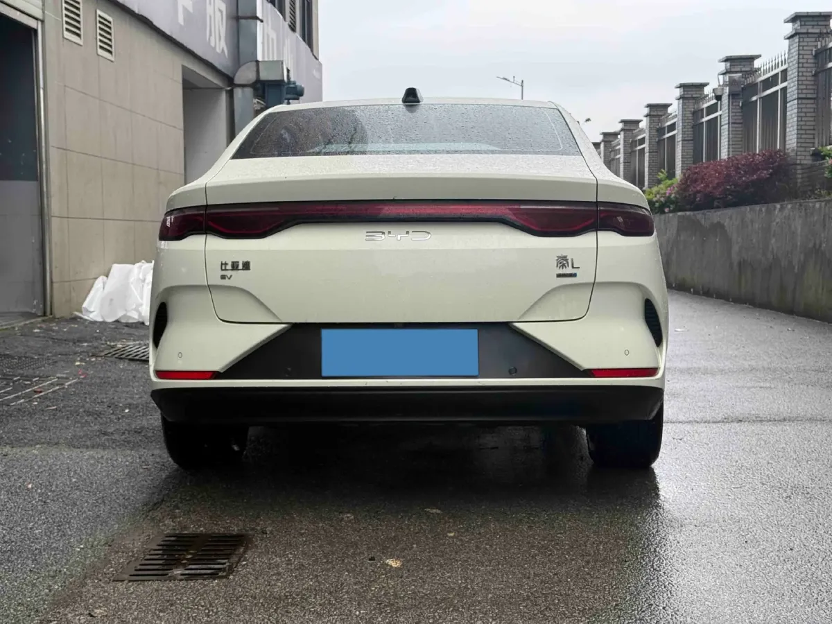 2025 BYD QinL BEV,autocango,china used car exporter,china ev exporter,chinese used car exporter,chinese used ev exporter