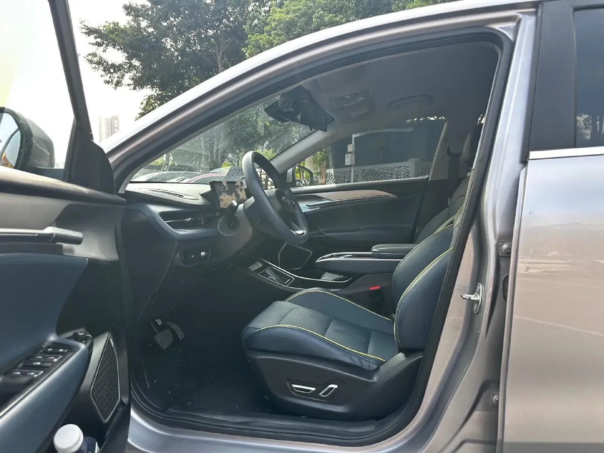 2024 Geometry G6 BEV 53.4KWH,autocango,china used car exporter,china ev exporter,chinese used car exporter,chinese used ev exporter