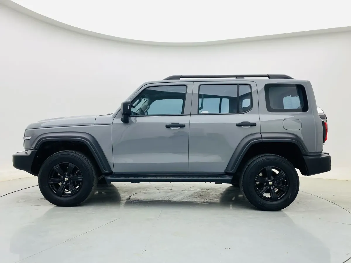 2023 Tank 300 2.0T 227HP L4 8AT,autocango,china used car exporter,china ev exporter,chinese used car exporter,chinese used ev exporter