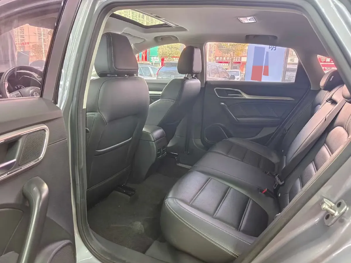 2018 MG MG6 1.5T 169HP L4 7DCT,autocango,china used car exporter,china ev exporter,chinese used car exporter,chinese used ev exporter