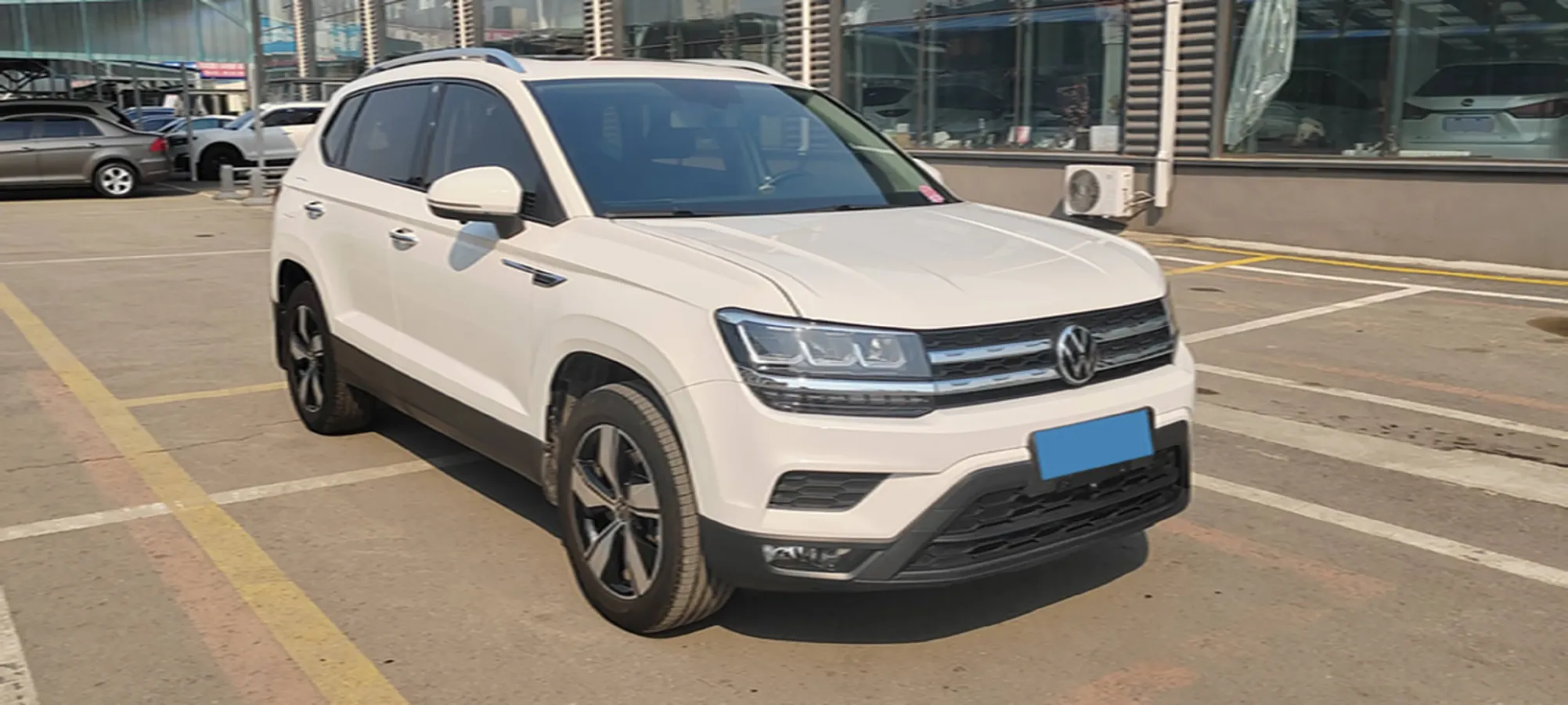 2022 Ford Transit 2.0T 202HP L4 6AT,autocango,china used car exporter,china ev exporter,chinese used car exporter,chinese used ev exporter