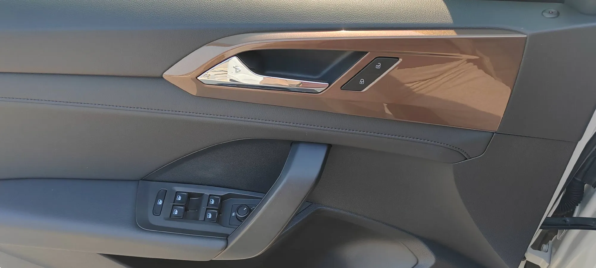 2022 Ford Transit 2.0T 202HP L4 6AT,autocango,china used car exporter,china ev exporter,chinese used car exporter,chinese used ev exporter