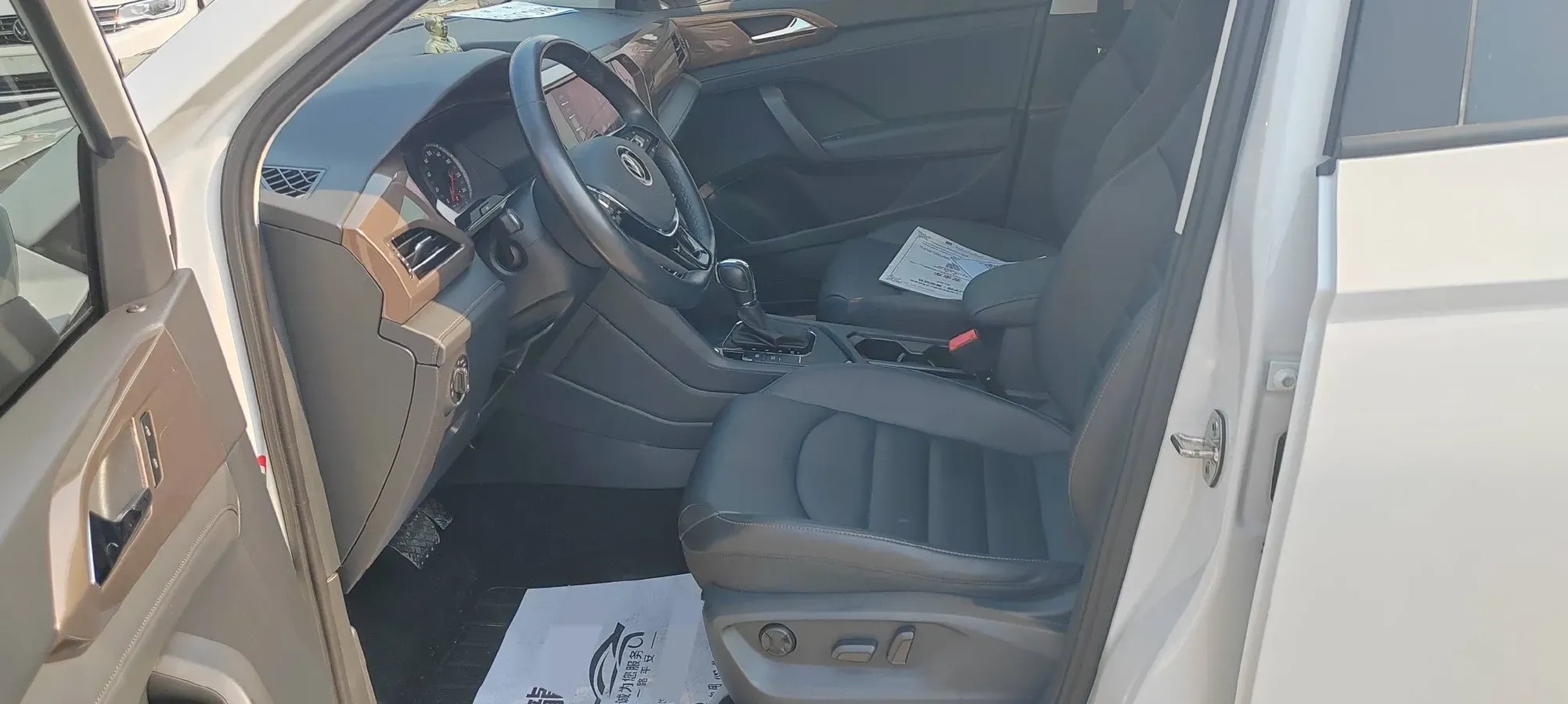 2022 Ford Transit 2.0T 202HP L4 6AT,autocango,china used car exporter,china ev exporter,chinese used car exporter,chinese used ev exporter