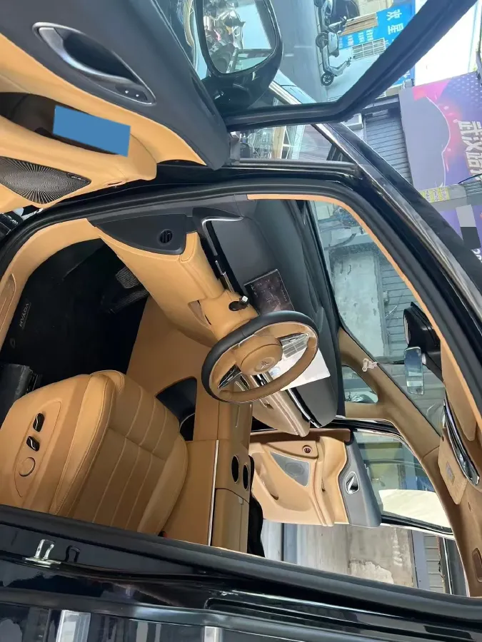 2025 Voyah Dream 1.5T 150HP L4 PHEV 41.7KWH,autocango,china used car exporter,china ev exporter,chinese used car exporter,chinese used ev exporter