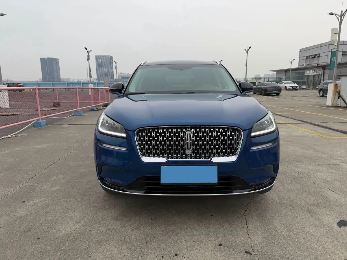 2021 Lincoln Corsair 2.0T 245HP L4 8AT,autocango,china used car exporter,china ev exporter,chinese used car exporter,chinese used ev exporter