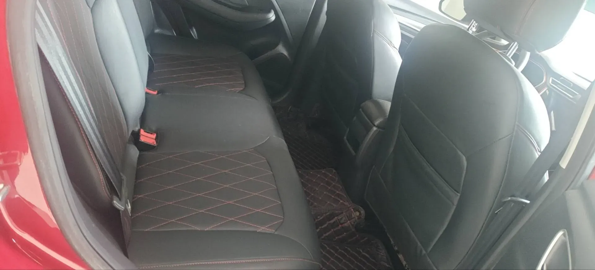 2020 Roewe RX3 1.6L 125HP L4 CVT,autocango,china used car exporter,china ev exporter,chinese used car exporter,chinese used ev exporter