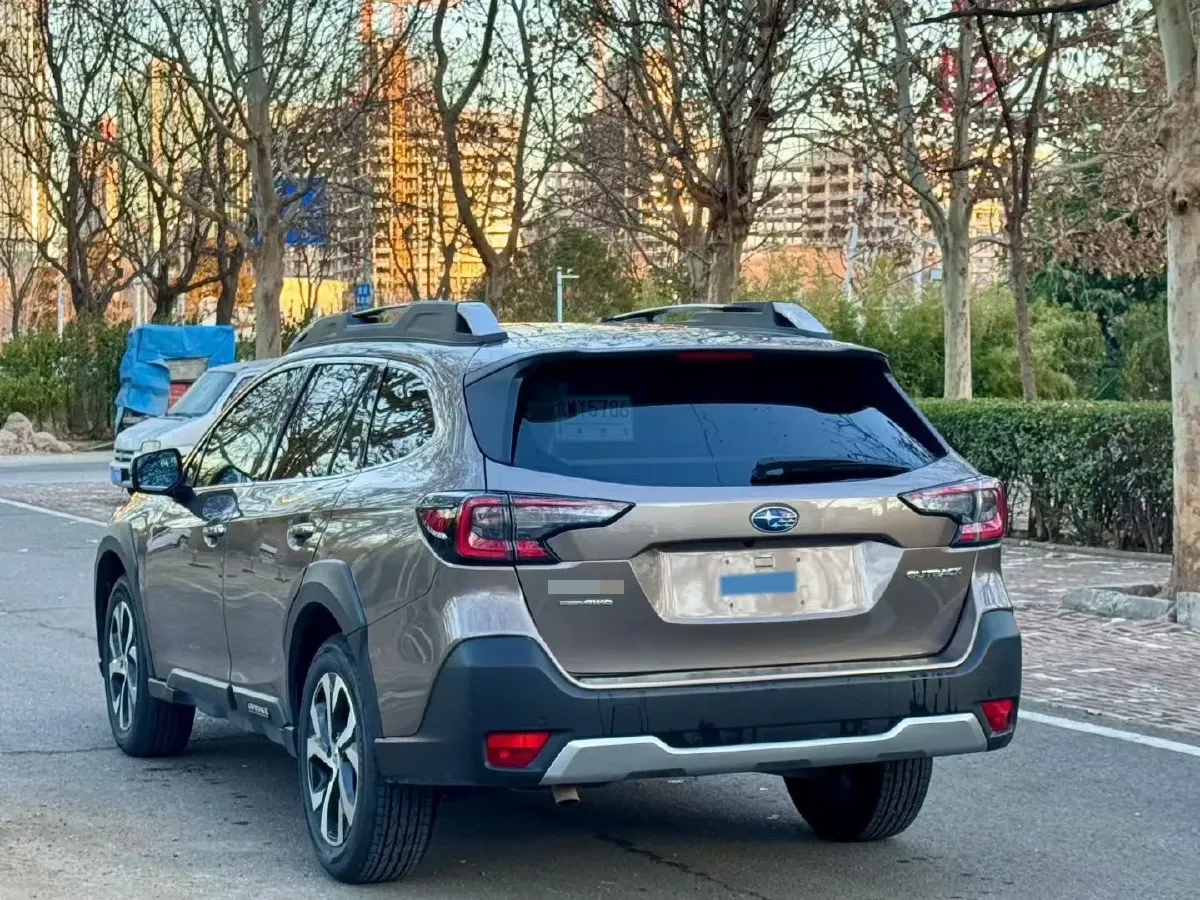 2023 Subaru Outback 2.5L 169HP H4 CVT,autocango,china used car exporter,china ev exporter,chinese used car exporter,chinese used ev exporter