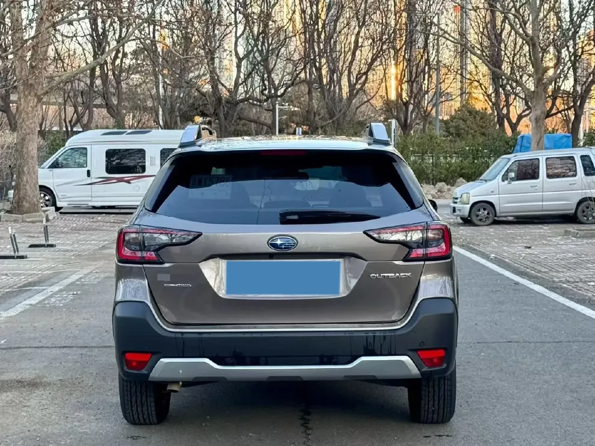 2023 Subaru Outback 2.5L 169HP H4 CVT,autocango,china used car exporter,china ev exporter,chinese used car exporter,chinese used ev exporter