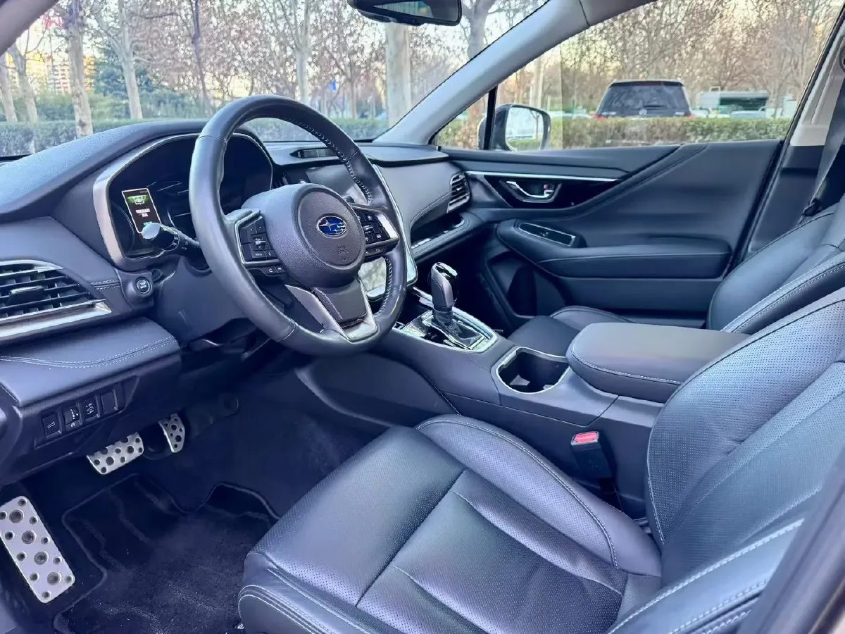 2023 Subaru Outback 2.5L 169HP H4 CVT,autocango,china used car exporter,china ev exporter,chinese used car exporter,chinese used ev exporter