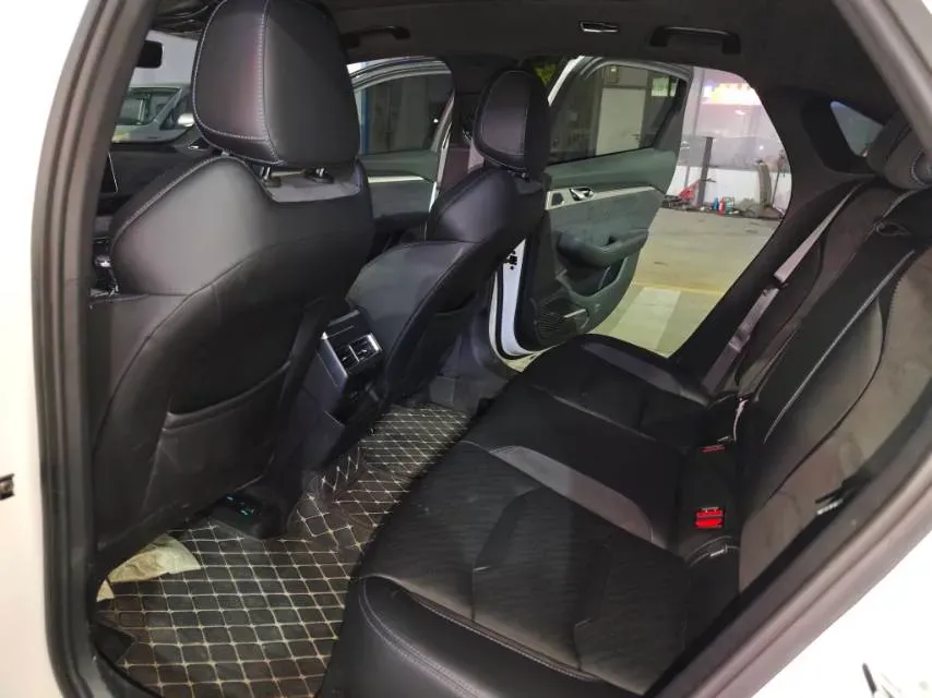 2024 Geely Preface 2.0T 190HP L4 7DCT,autocango,china used car exporter,china ev exporter,chinese used car exporter,chinese used ev exporter