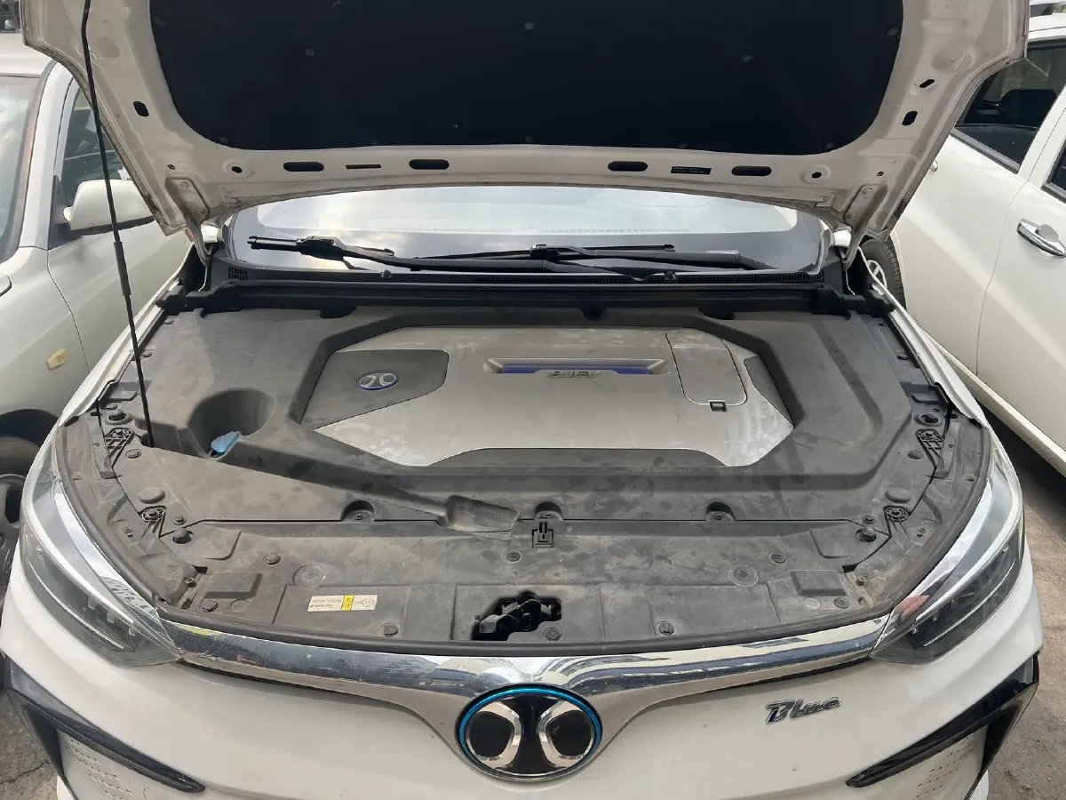 2018 BeiJing Auto EU5 BEV 53.66KWH,autocango,china used car exporter,china ev exporter,chinese used car exporter,chinese used ev exporter
