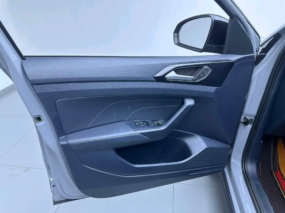 2025 Volkswagen Tharu 1.5T 160HP L4 7DCT,autocango,china used car exporter,china ev exporter,chinese used car exporter,chinese used ev exporter