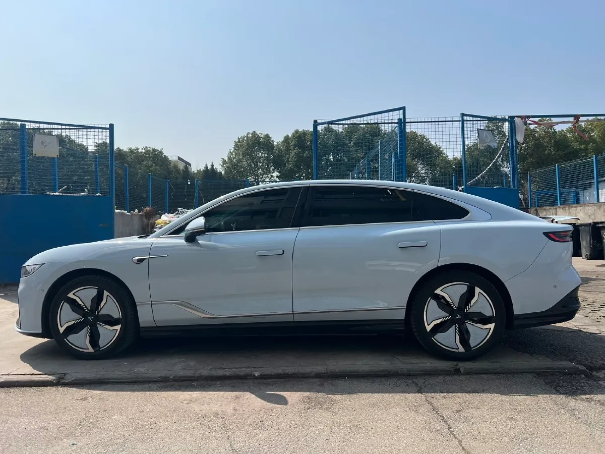 2023 Voyah ZhuiGuang BEV 82.11KWH,autocango,china used car exporter,china ev exporter,chinese used car exporter,chinese used ev exporter